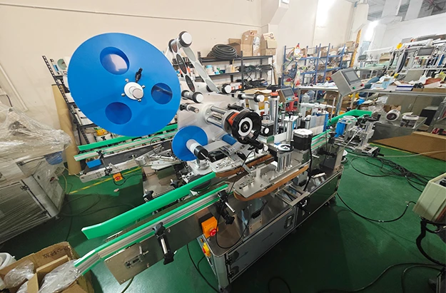 Automatic Integrated Flat Surface And Round Bottle Labeling Machine